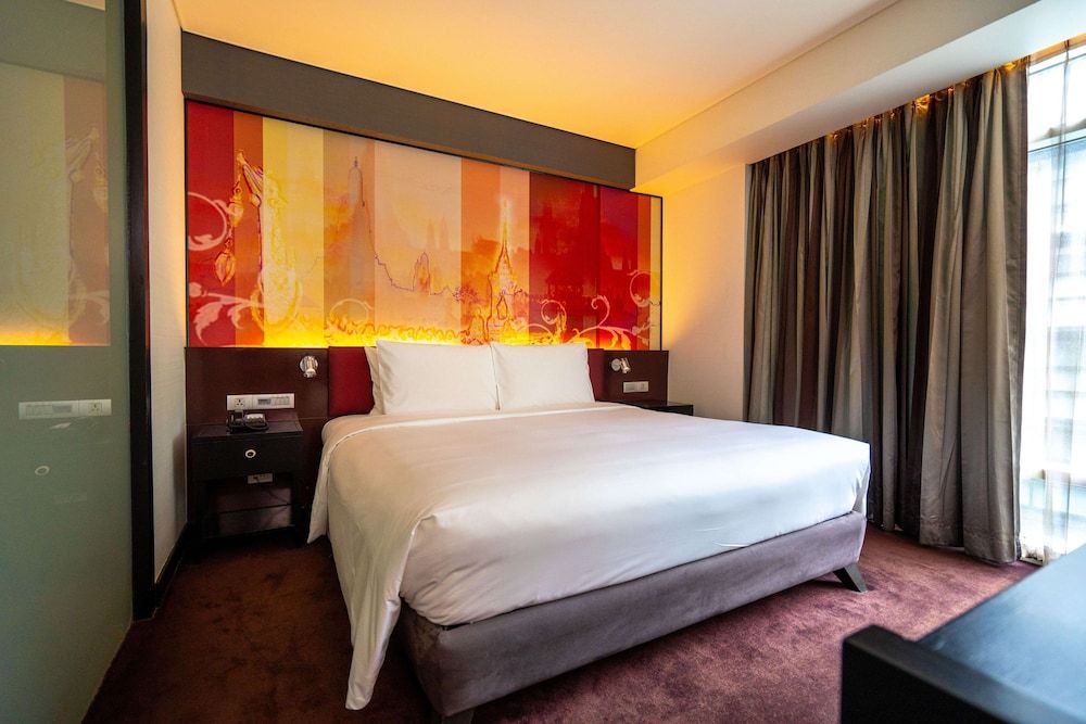 Junior Suite, City View