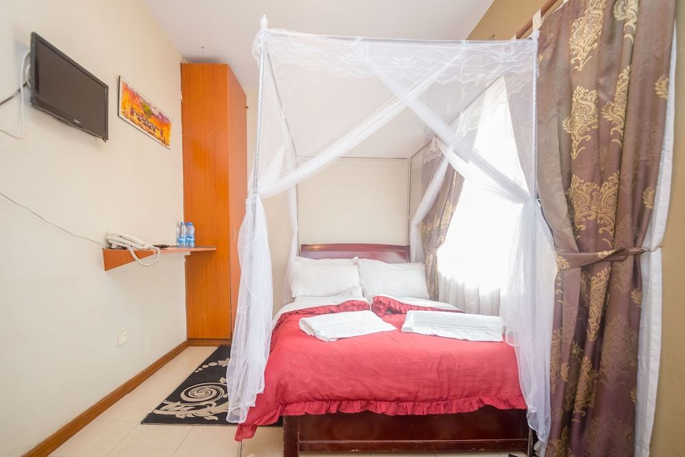 The Stand Leisure Hotel Basic Single Room 6