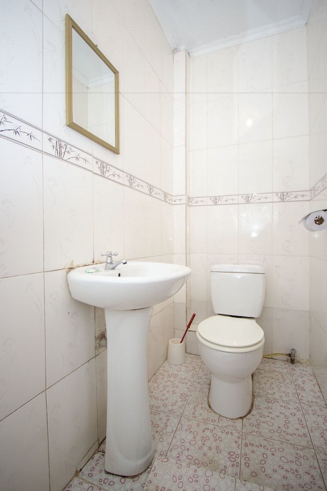 The Stand Leisure Hotel Basic Single Room 10