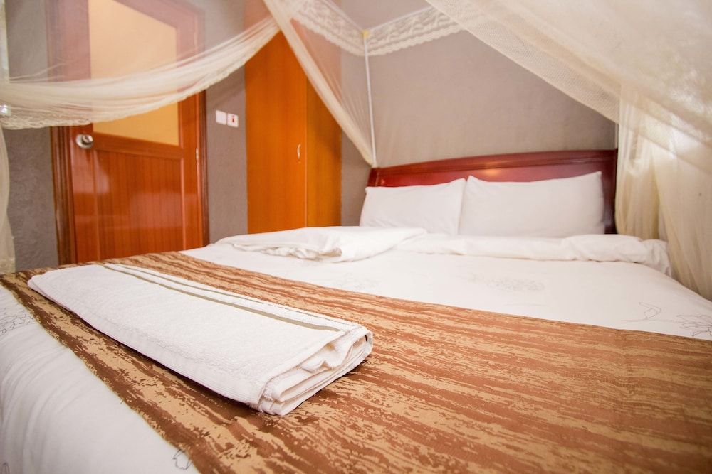 The Stand Leisure Hotel Basic Single Room 5