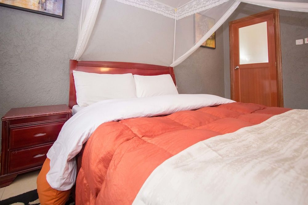 The Stand Leisure Hotel Deluxe Double Room, 2 Double Beds 9