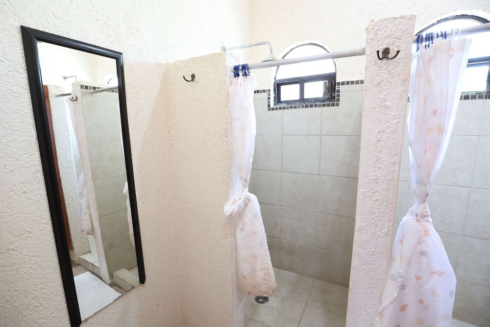 Hotel Bosque Caribe , 5th Av Zone Caribbean Room shared bathroom 5