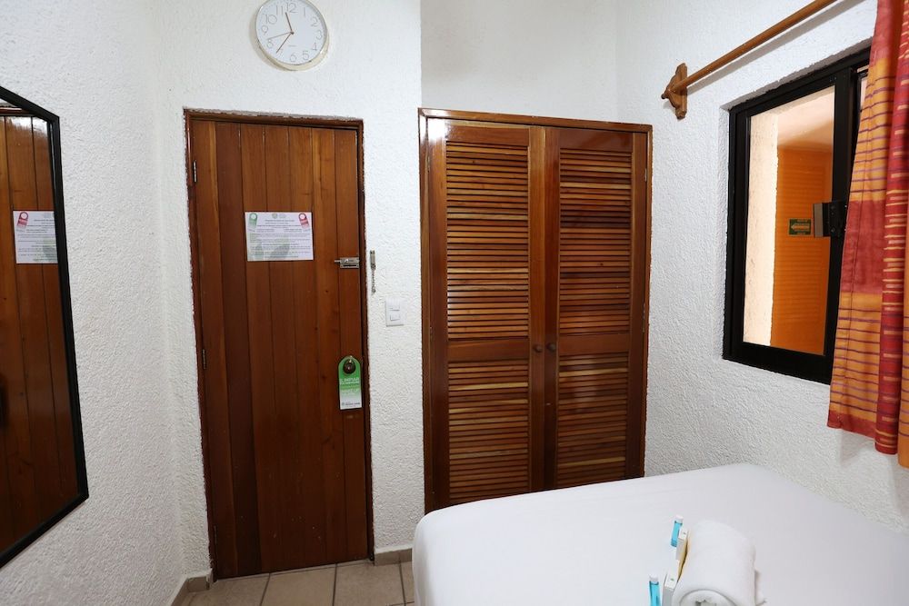 undefined Hotel Bosque Caribe , 5th Av Zone 2