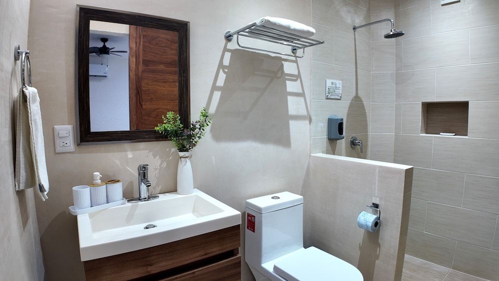 Hotel Bosque Caribe , 5th Av Zone