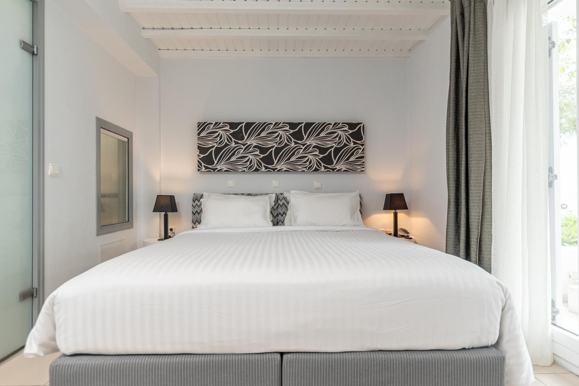 Superior Double or Twin Room with Pool View
