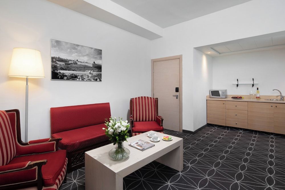Legacy Hotel