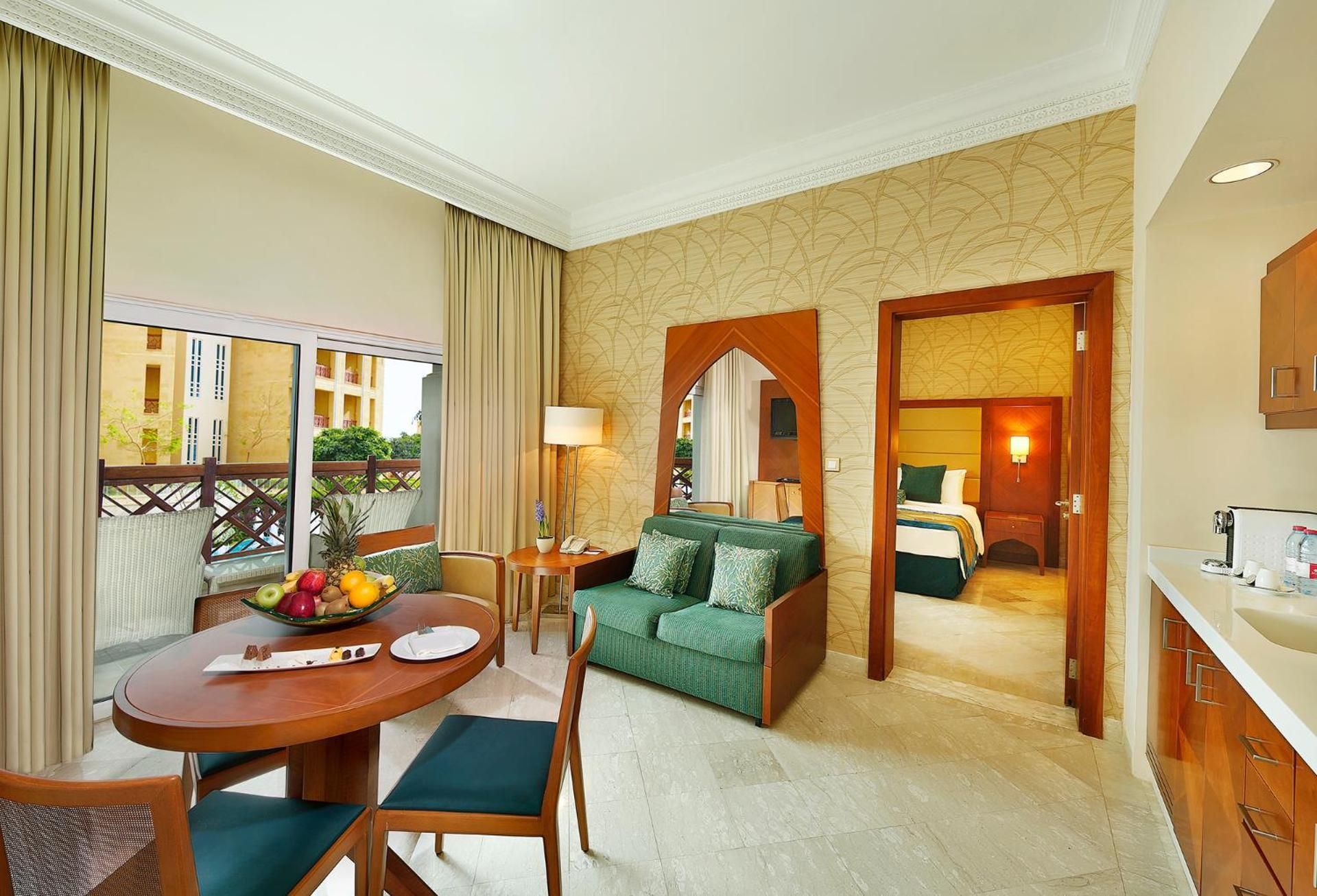 One-Bedroom King Suite