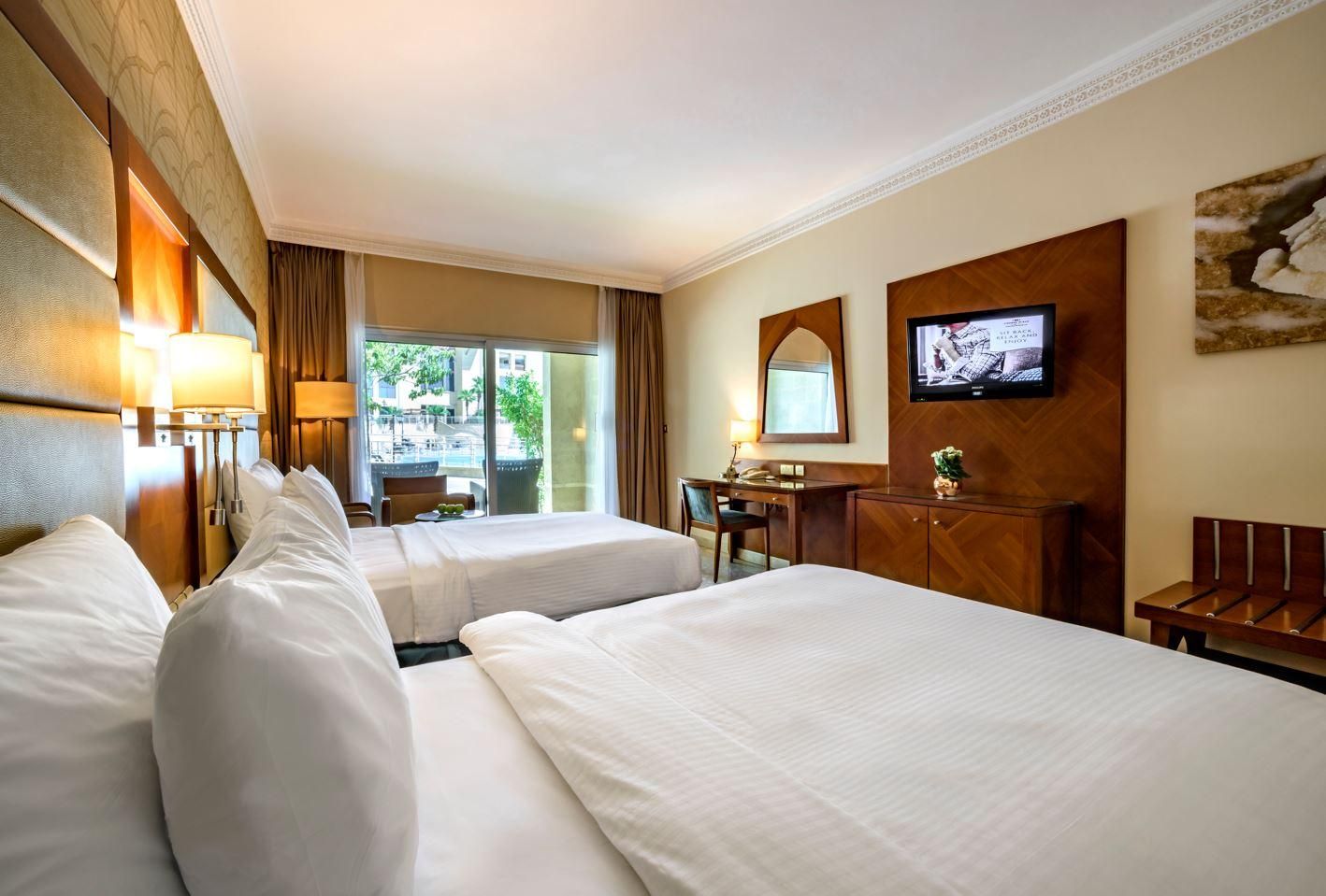 2 Twin Beds Standard Pool View