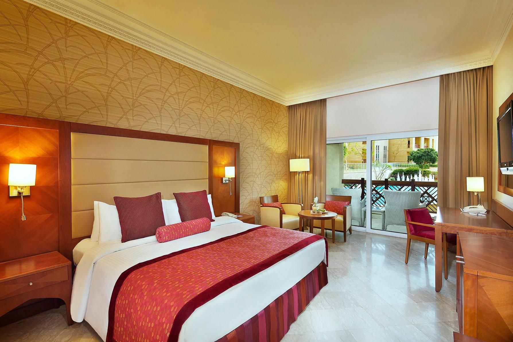 1 King Bed Standard