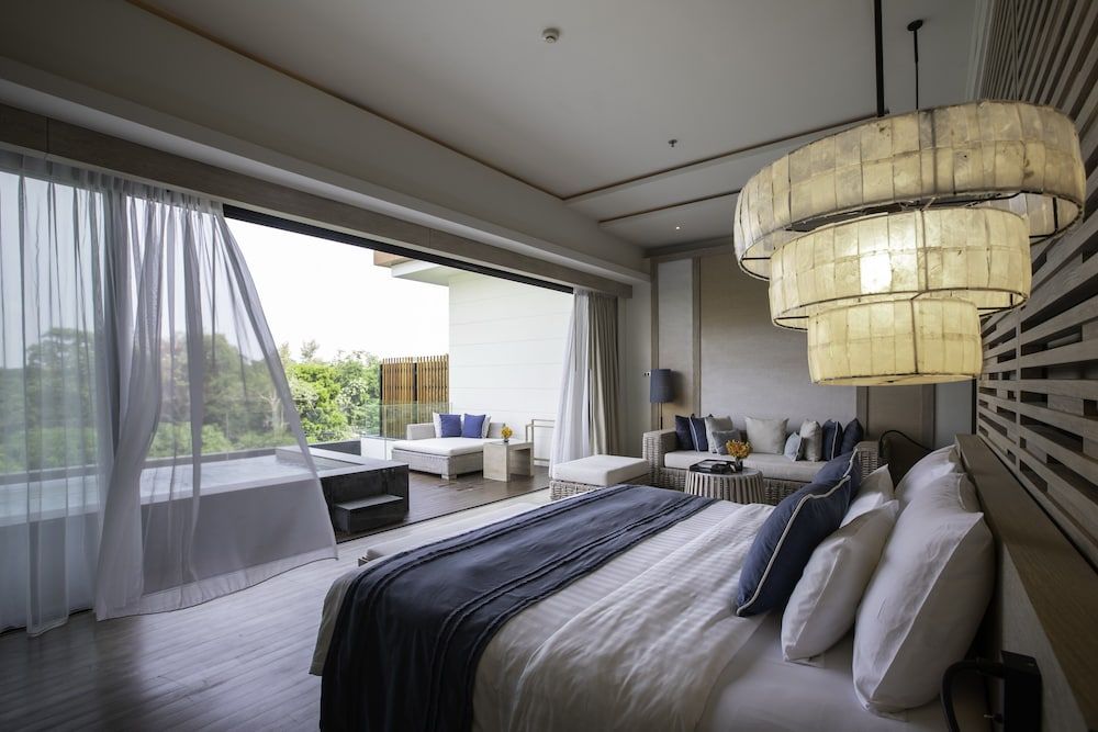 Cape Nidhra Hotel Hua Hin Sky pool suites 3