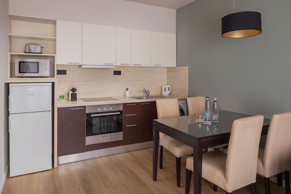 Escala Hotel & Suites Deluxe Suite, 1 Bedroom 7