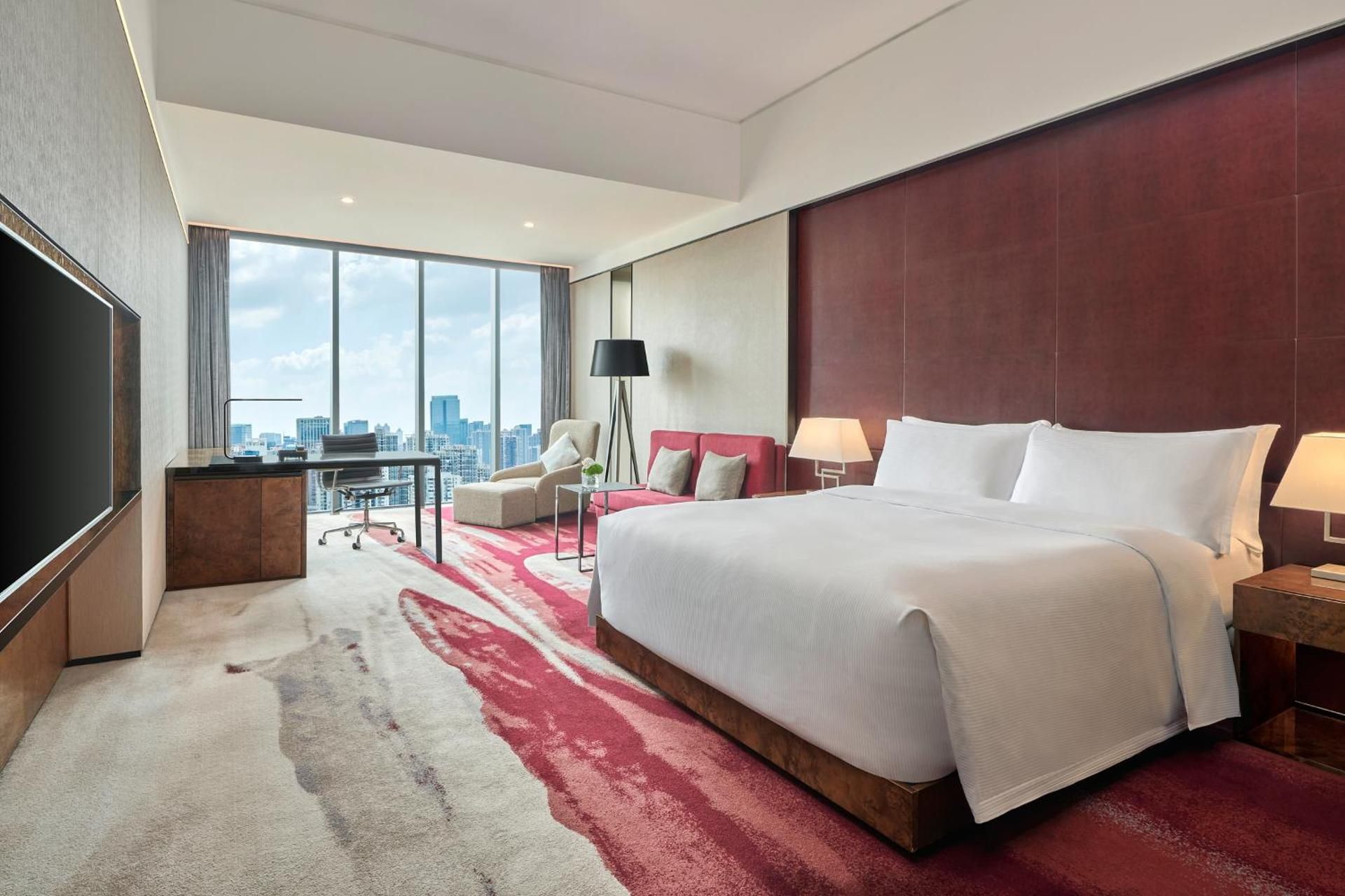 King Hilton Deluxe