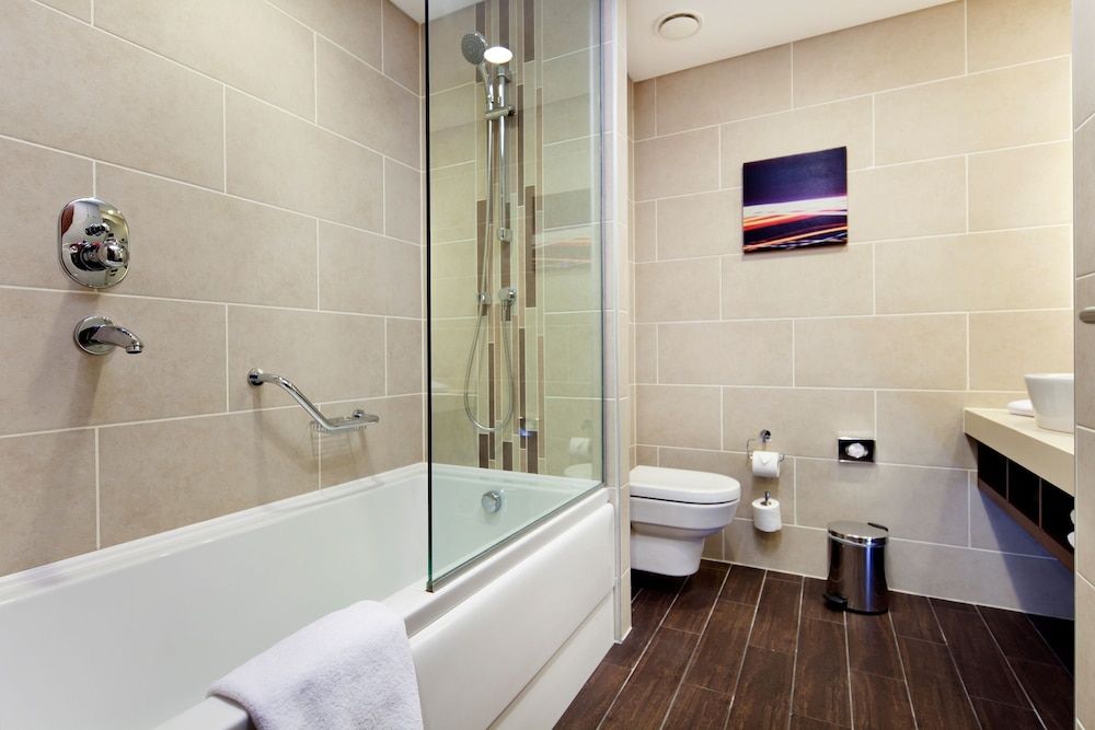 Room, 1 Queen Bed, Accessible