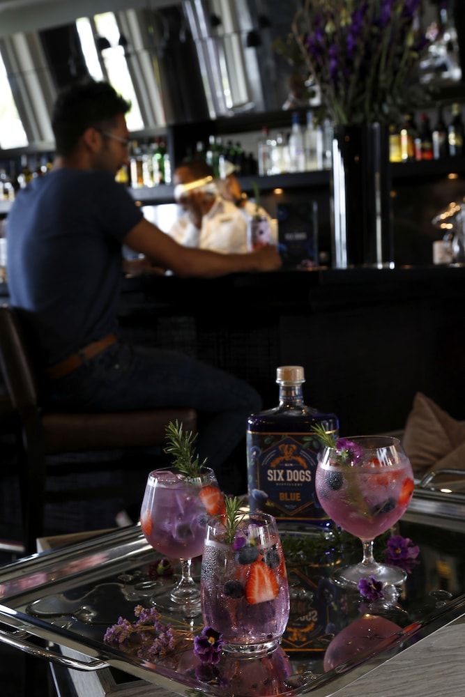 undefined Queen Victoria Hotel & Manor House by NEWMARK 9