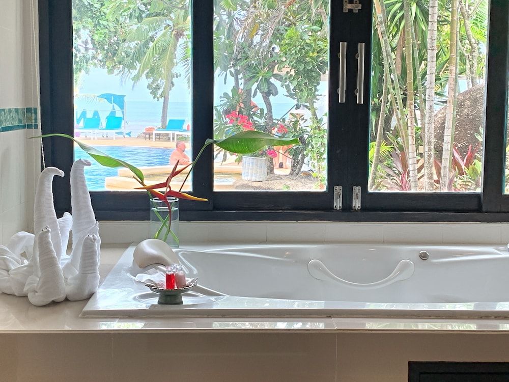 Sand Sea Beach Resort Standard Room, 1 Double Bed, Non Smoking, Ocean View 4