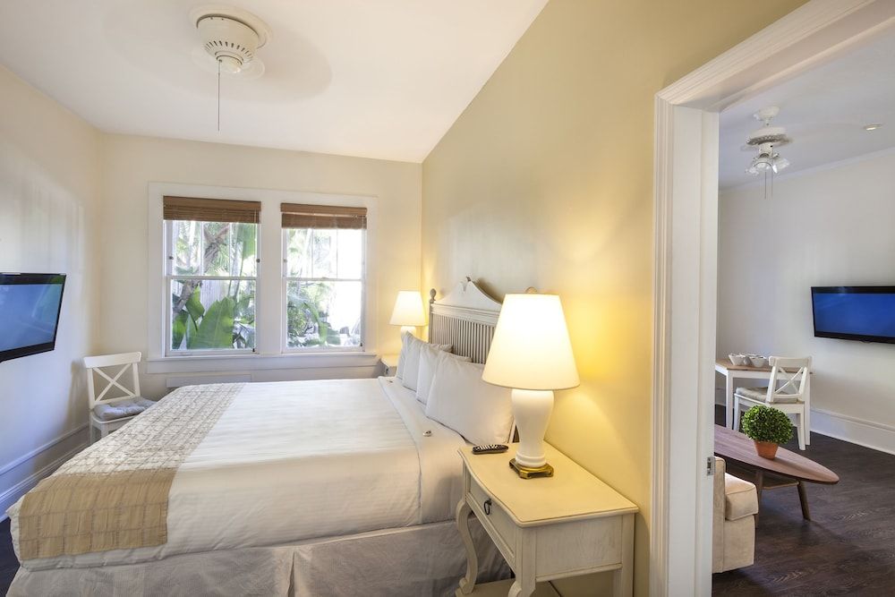 Southernmost King Suite