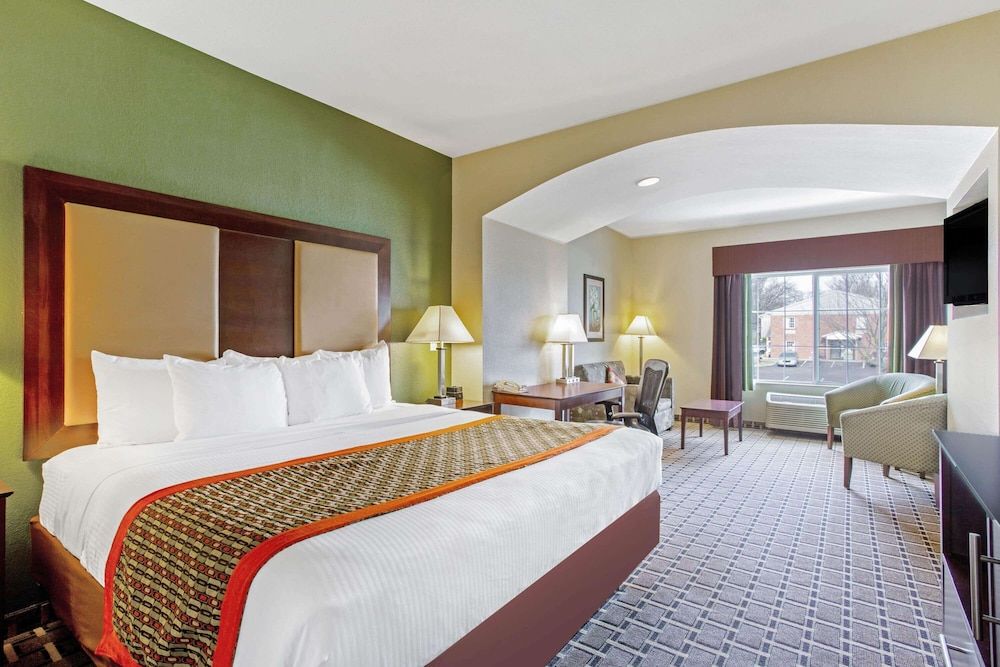 Executive Room, 1 King Bed, Non Smoking