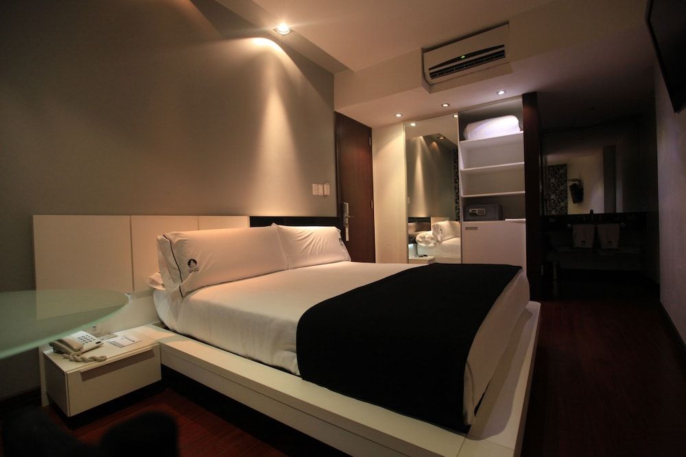 Don Boutique Hotel Montevideo Standard Room, 1 Queen Bed 3