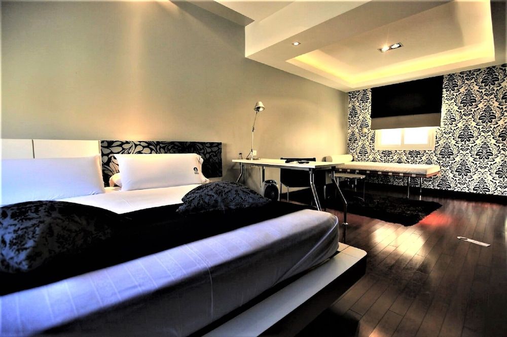 Don Boutique Hotel Montevideo Superior Double Room, 1 Queen Bed 2