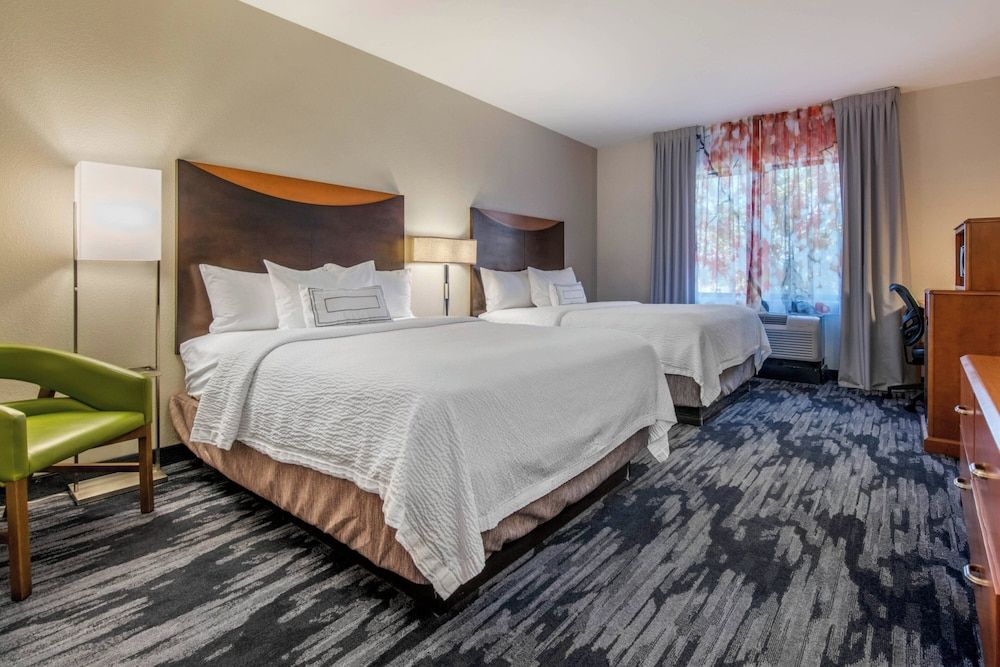 Room, 2 Queen Beds, Non Smoking