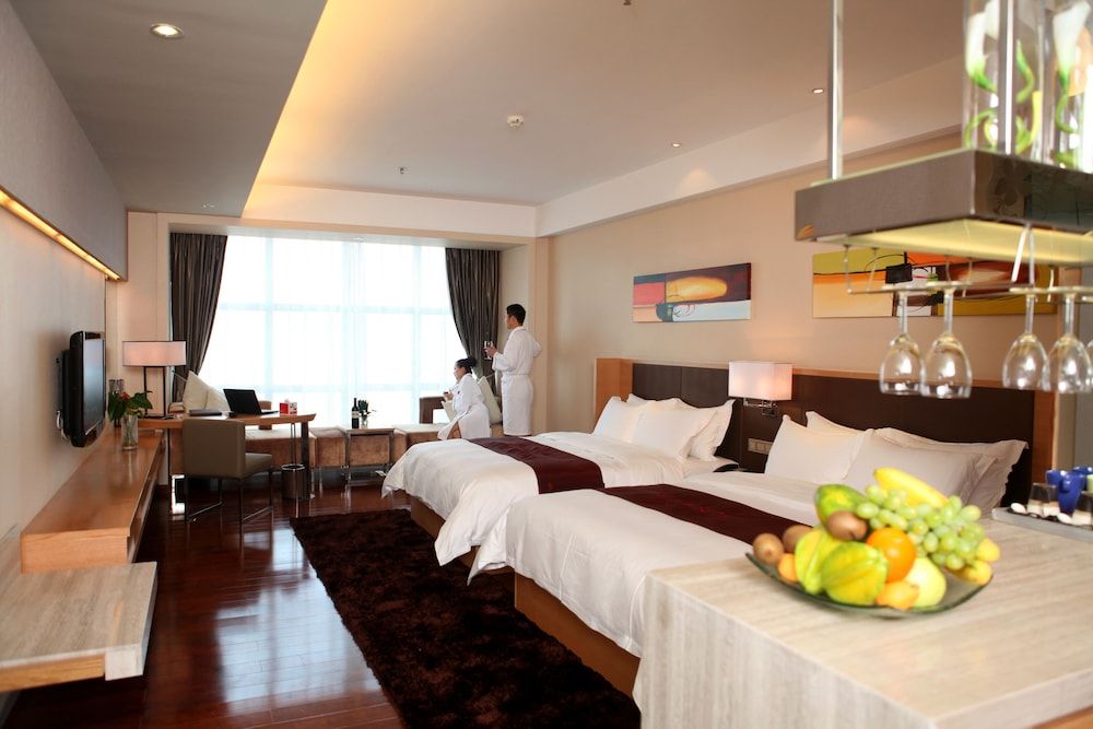 undefined Ramada Plaza Shenzhen North 9