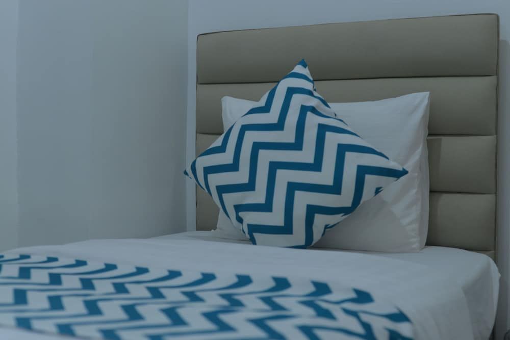 Grand Blue Beach Hotel Standard Twin Room 8