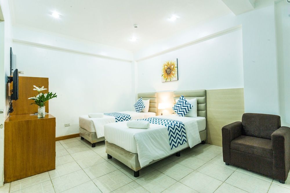 Grand Blue Beach Hotel Standard Twin Room