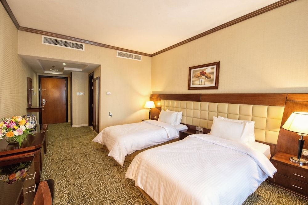 Grand Central Hotel Deluxe Double or Twin Room 3