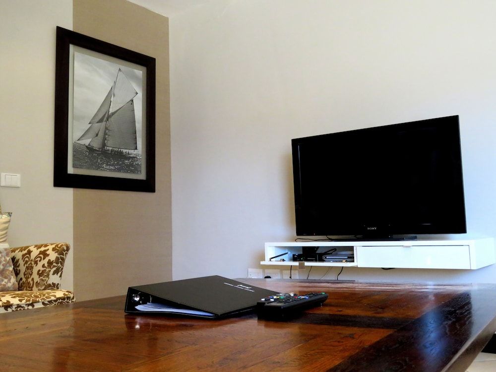 Icon Luxury Apartments Superior Apartment, 2 Bedrooms 15