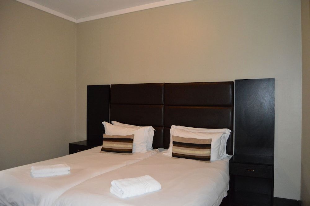 Icon Luxury Apartments Standard Apartment, 2 Bedrooms 2