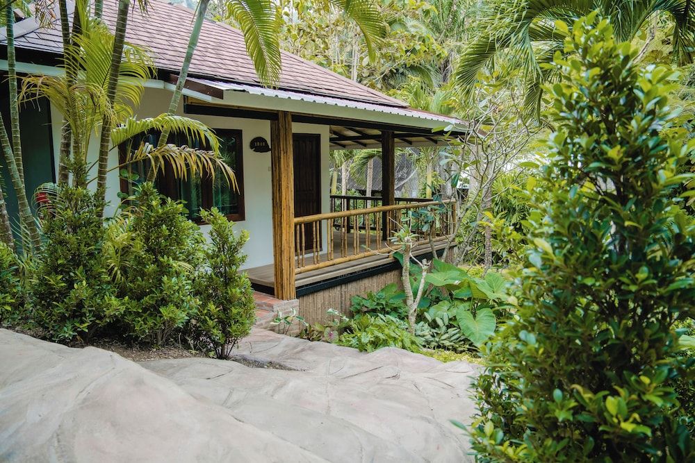 undefined Railay Phutawan Resort 7