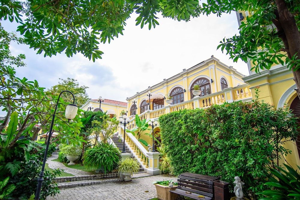 undefined Praya Palazzo 4