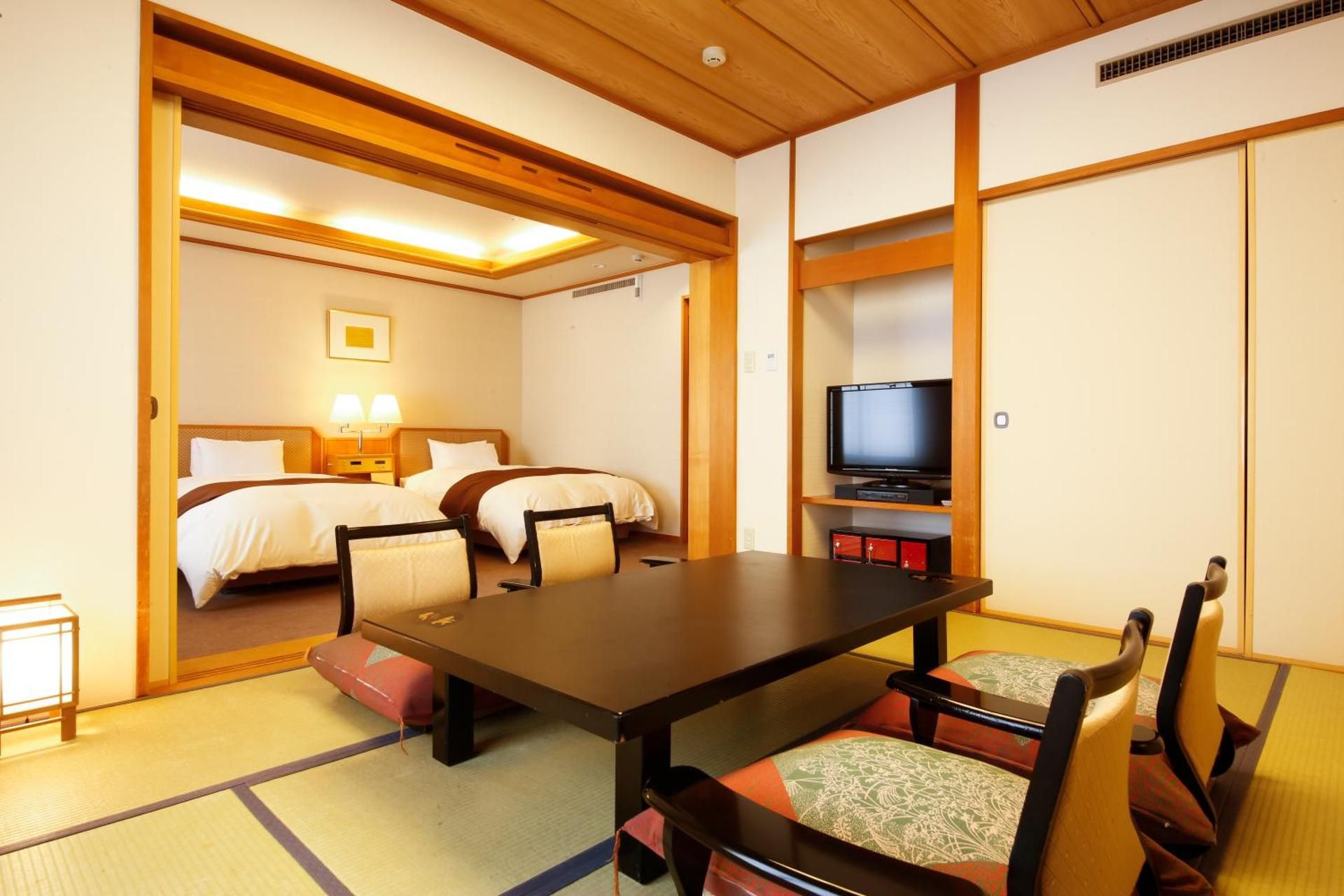 Tenryokaku Japanese Western Style Room - Non-Smoking