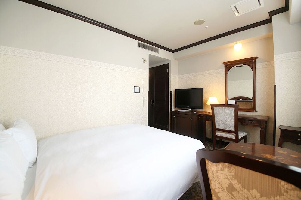 undefined Hotel Piena Kobe 5