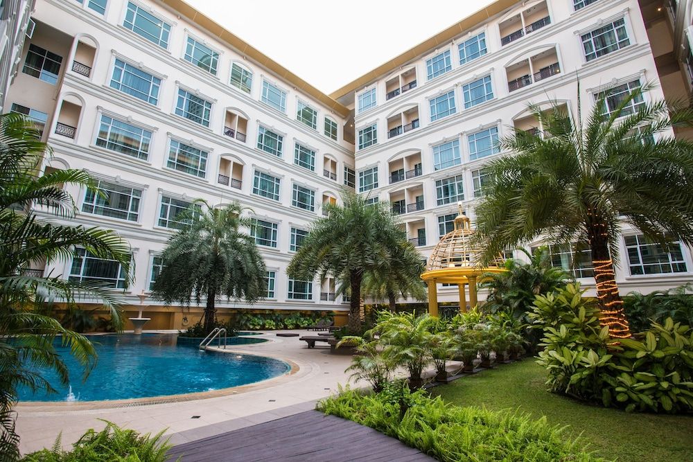 undefined Hope Land Hotel Sukhumvit 46/1 2