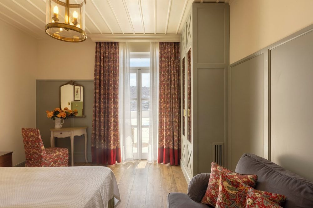 Dorion Hotel Standard Twin Room, Sea View 13