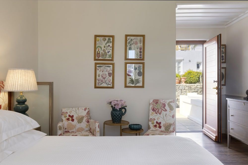 Dorion Hotel Standard Twin Room, Sea View