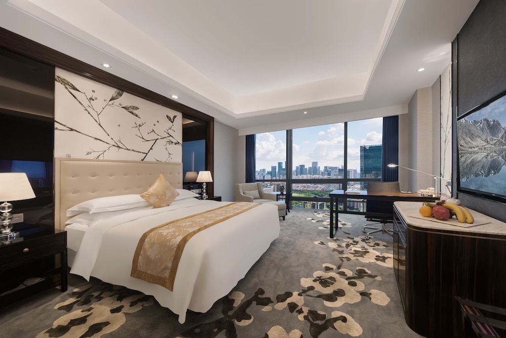 undefined Shenzhen Huaqiang Plaza Hotel 5
