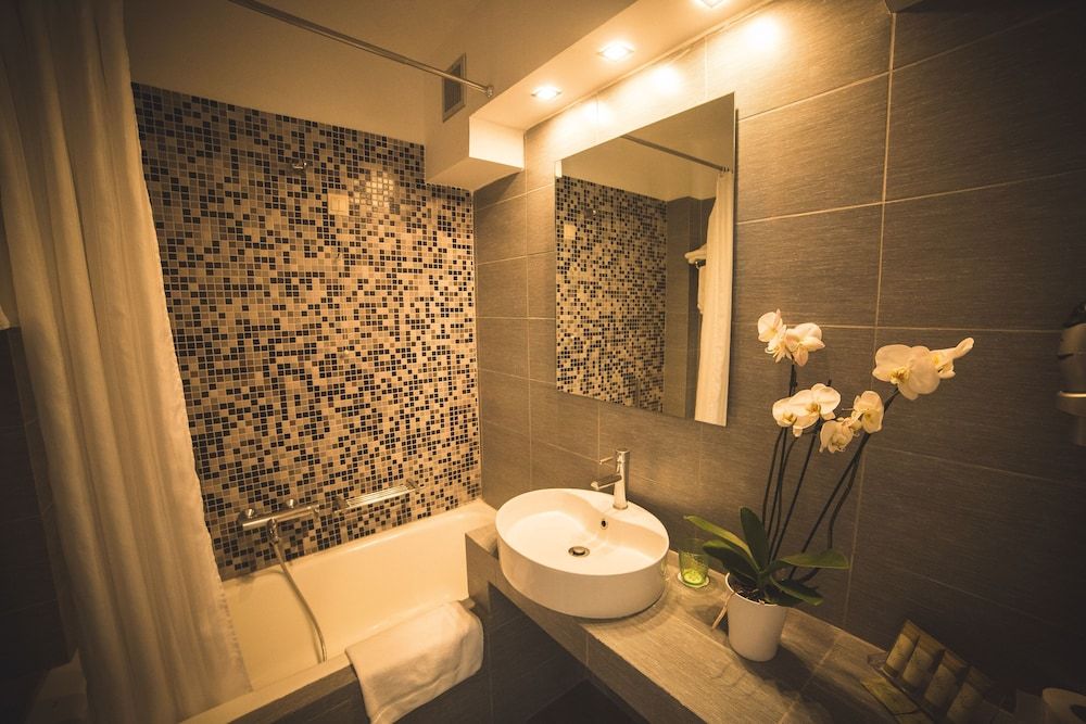 Portaria Hotel Special Offer - Modern Room 4