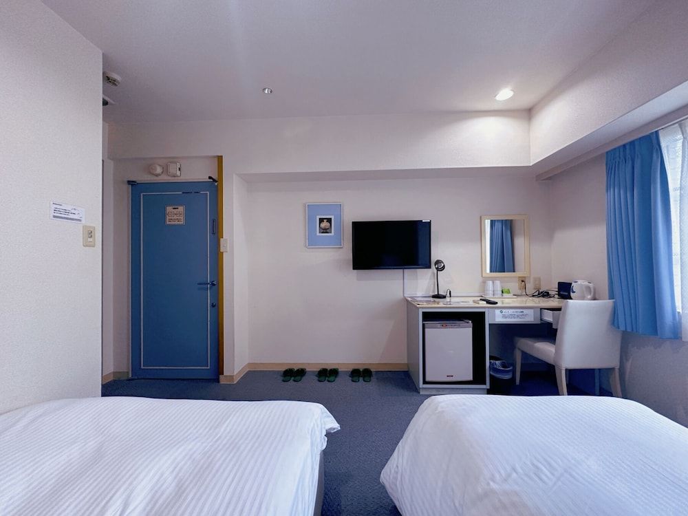Economy Twin Room, Non Smoking
