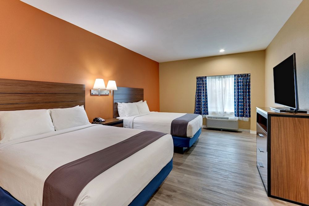 Captain's Quarters Inn Suite