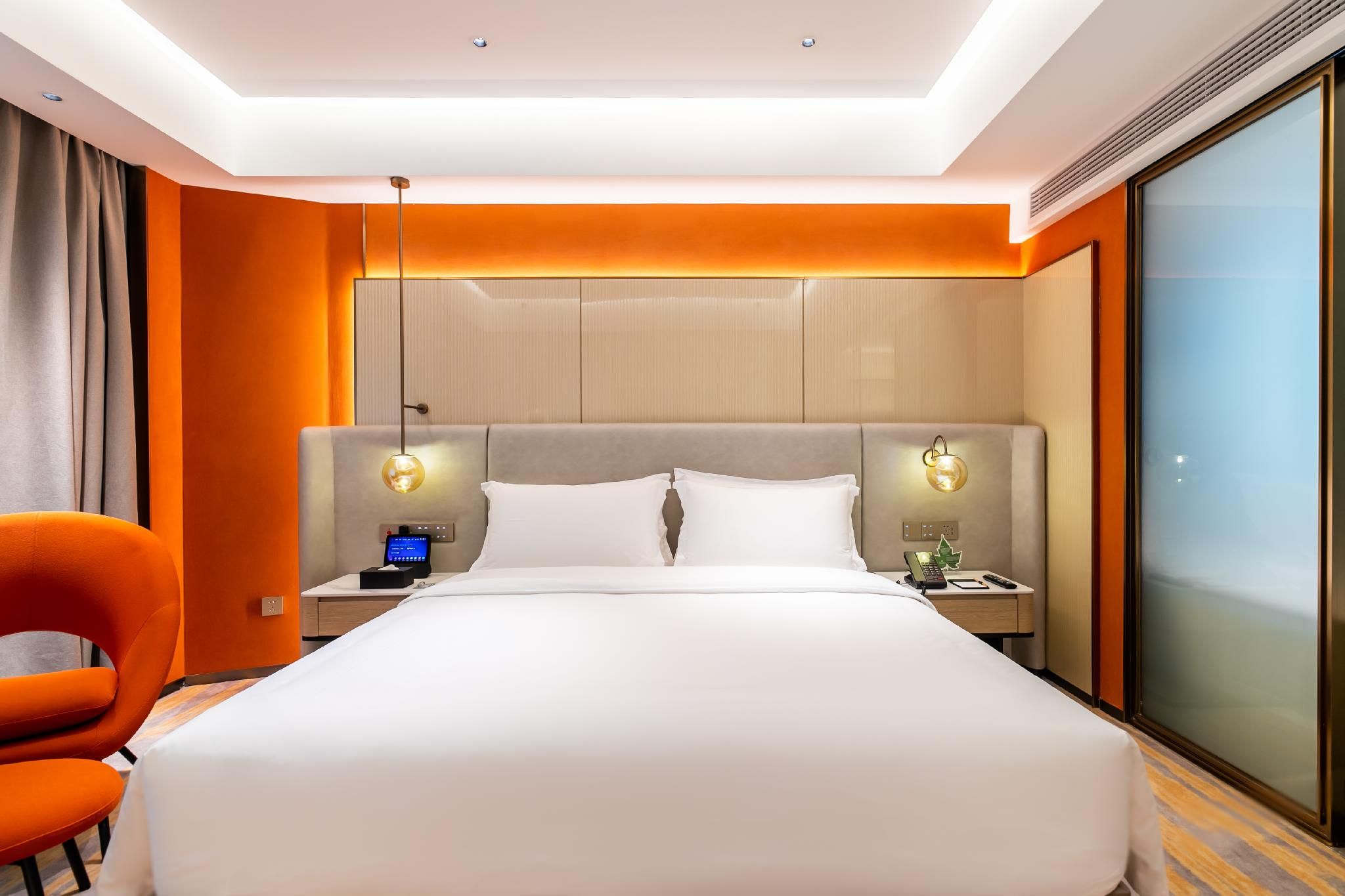 Premium Deluxe King Room