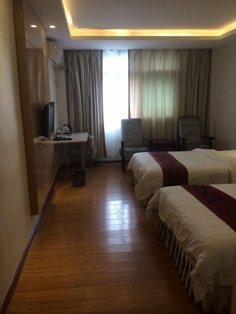undefined Guangzhou Minghong Hotel -Xiwan 8