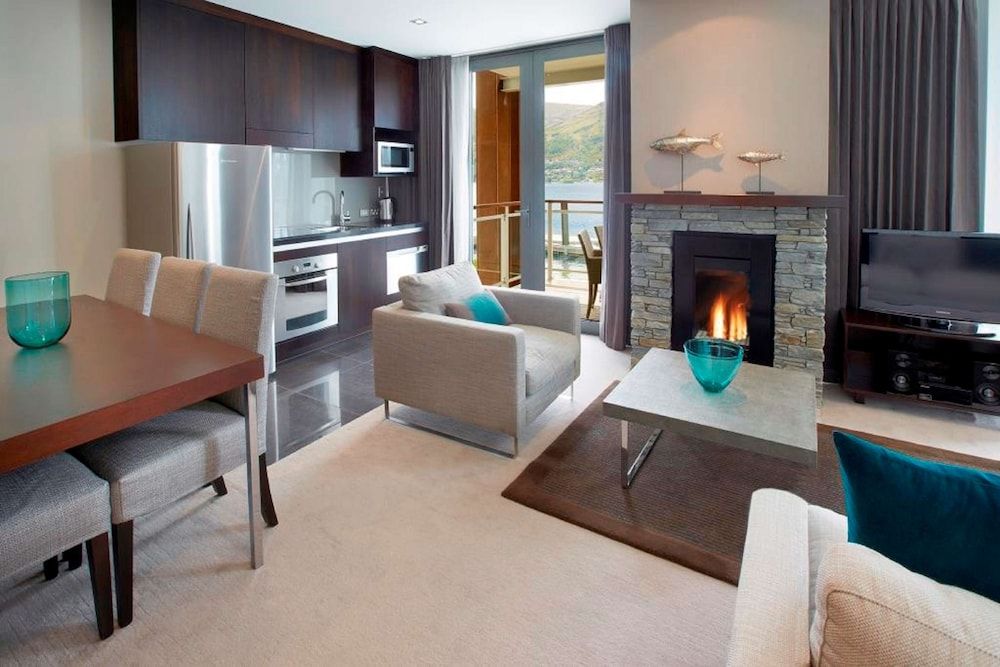 undefined Hilton Queenstown Resort & Spa 2