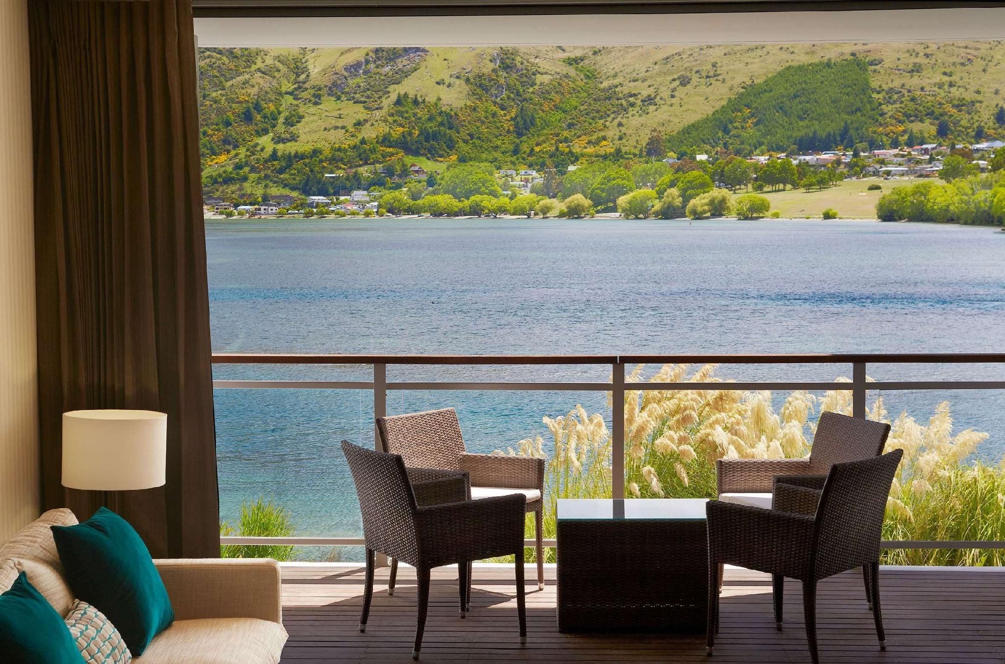Two Bedroom Deluxe Lakeview Residence