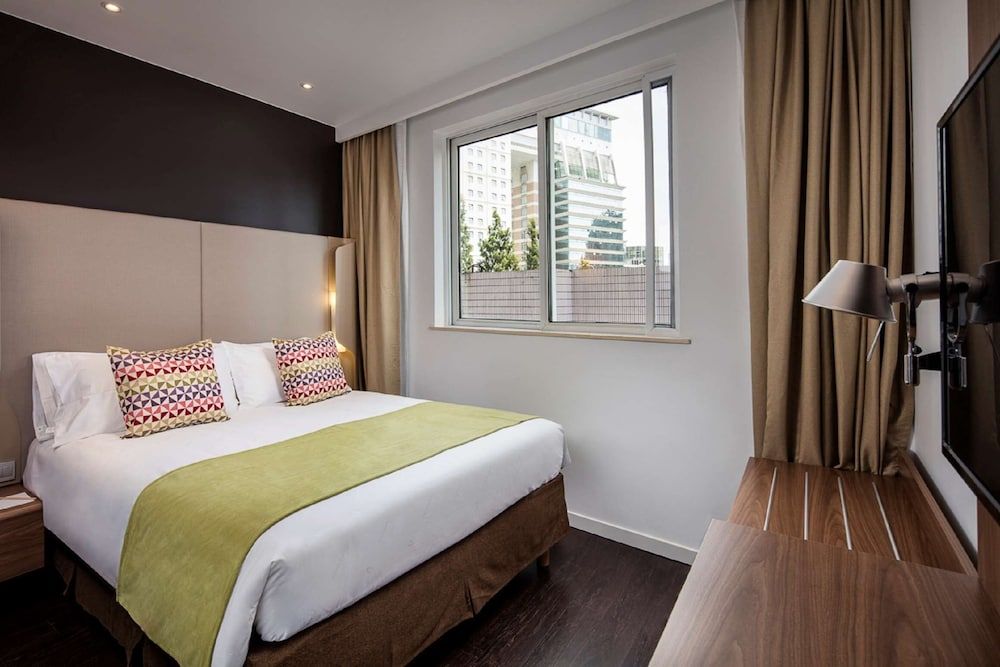 Campanile Shanghai Bund Hotel Standard Room, 1 Queen Bed 4