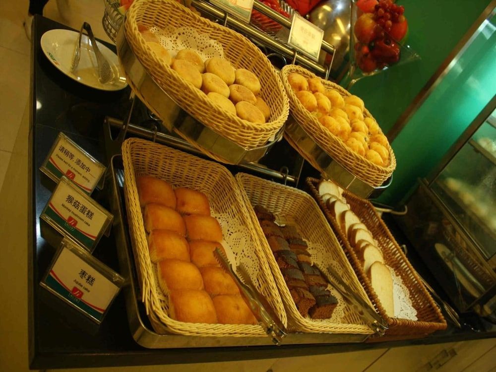 undefined Jinjiang Inn Beijing South Station 8