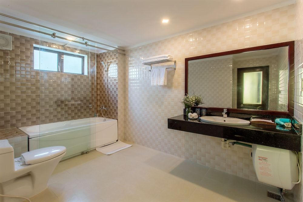 Tropical Beach Hoi An Resort Family Room, 2 Bedrooms 5