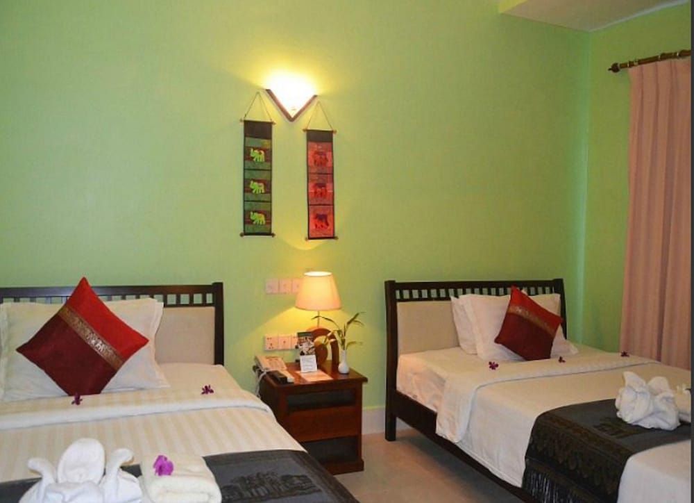 Parklane Hotel Deluxe Twin Room - Free Pick Up at Bus Station 3