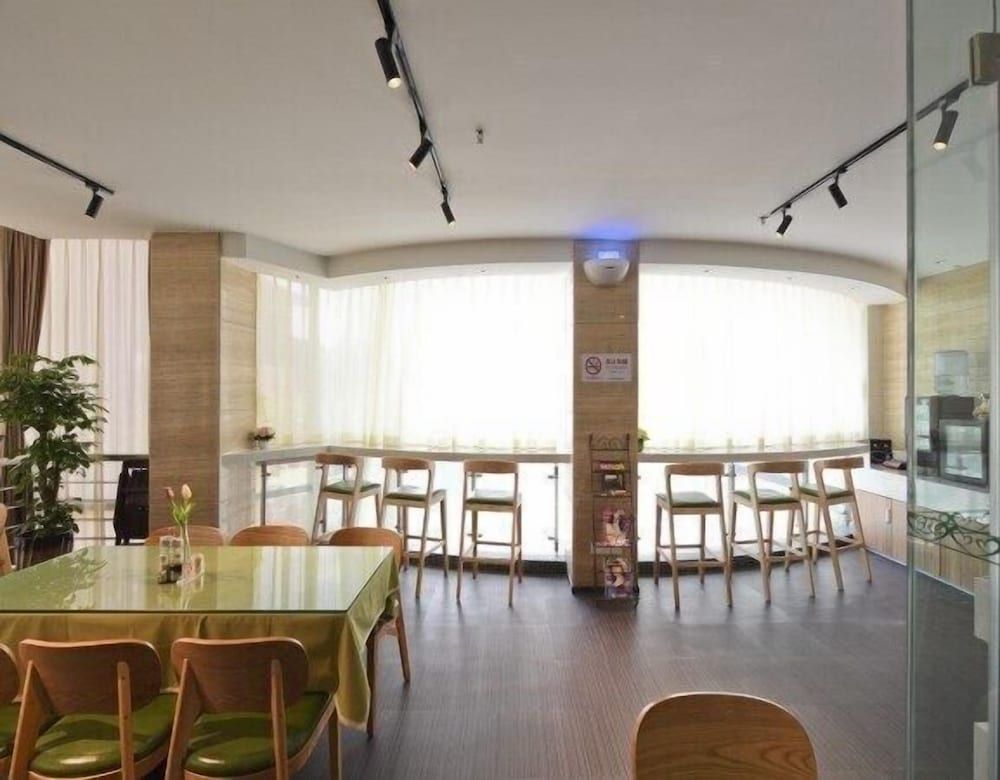 undefined Jinjiang Inn Shanghai Longcao Road 5